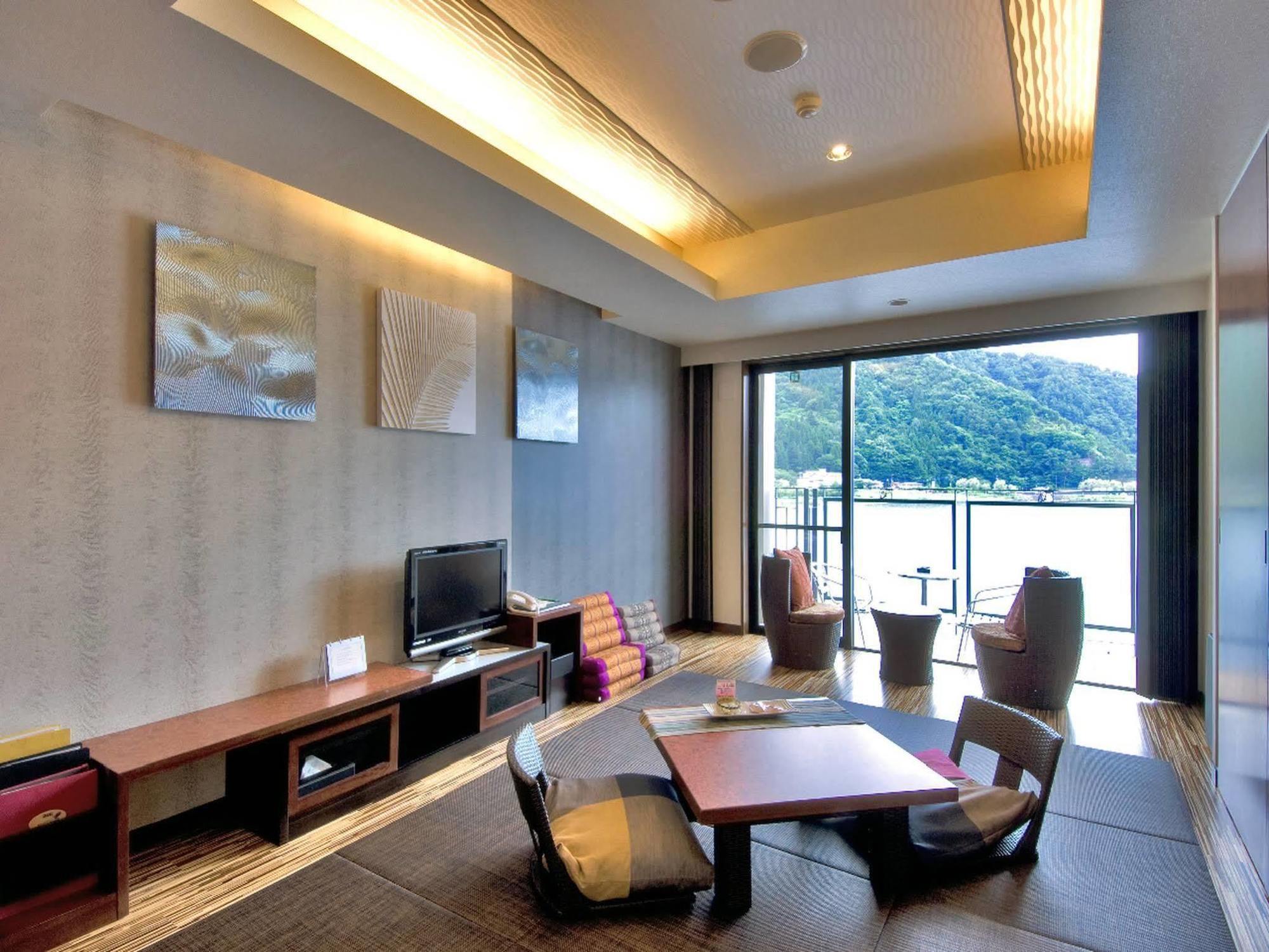 风之露台kukuna酒店 富士河口湖 外观 照片
